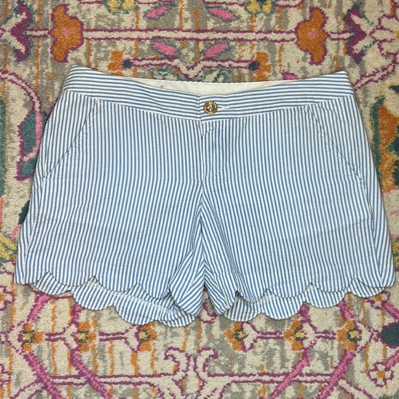 Lilly Pulitzer Buttercup Seersucker Scalloped Short Size 4 - Picture 7 of 16